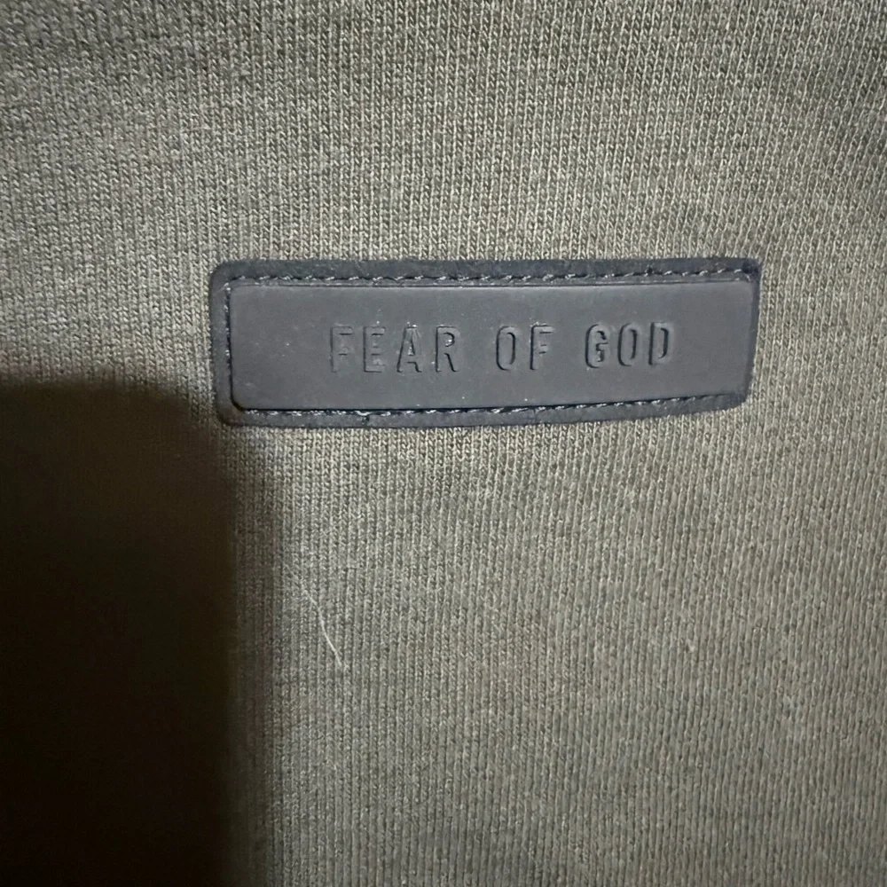 Essentials Fear of God Dark Gray Hoodie - Picture 4 of 6